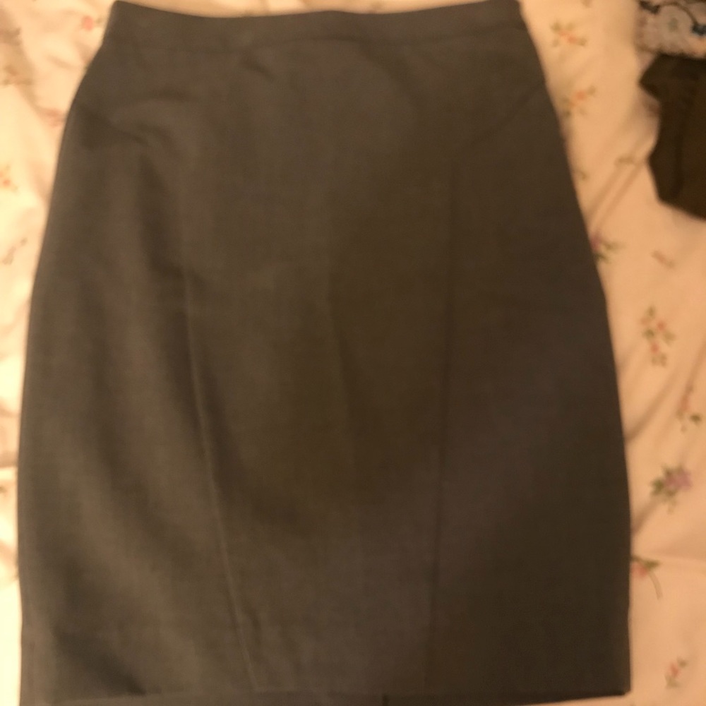 Suit skirt